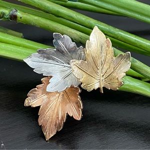 Vintage Unsigned Tri-color Gold Silver Rose-gold Maple Leaf Brooch